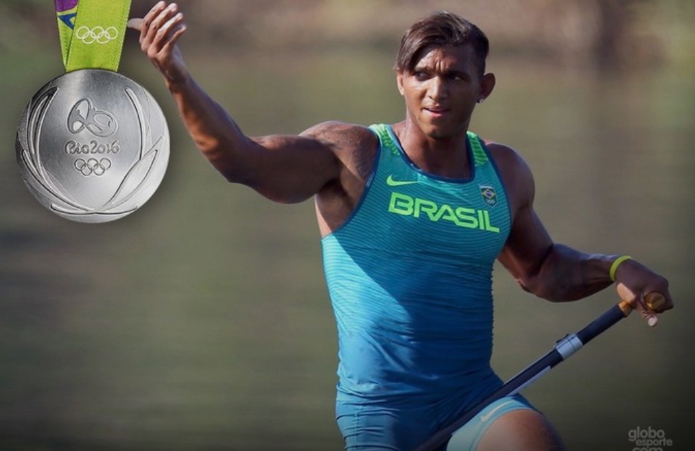Isaquias Queiroz treinou muito, conquistou a prata e planeja treinar mais para disputar o ouro em 2020
