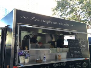 Le Petit Paris, um dos food trucks da Praça Mauá / Foto de Carla Lencastre